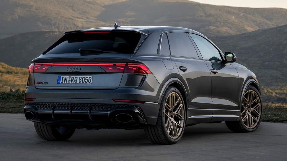 RS Q8 Performance 2025 ����