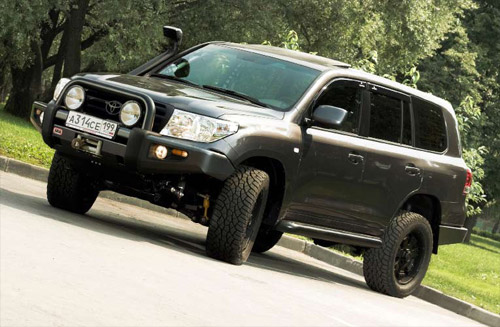 ��������� ������ Toyota Land Cruiser 200
