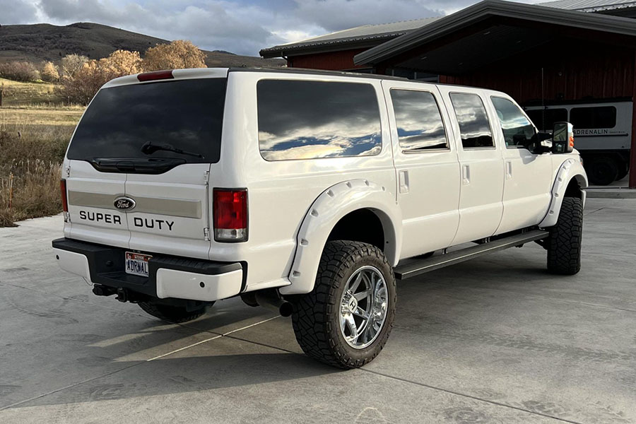 Ford F-250 Super Duty SUV Conversion
